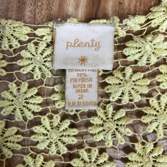 CROCHETED SHRUG BY PLENTY SIZE 2 - Picture 5 of 6